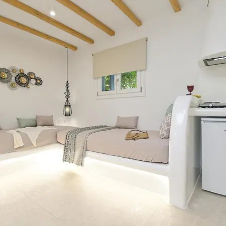 Апартаменты Alykes & *