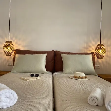 Апартаменты Alykes &