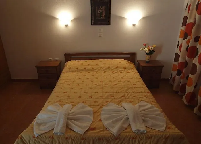 Alykes & Agios Prokopios (Naxos)